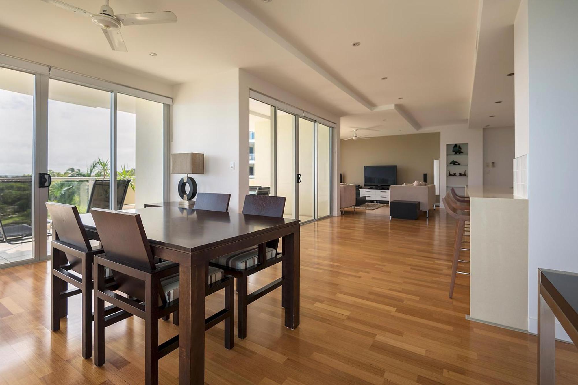 Coral Cove Apartments - Absolute Beachfront Resort Bowen Exterior foto